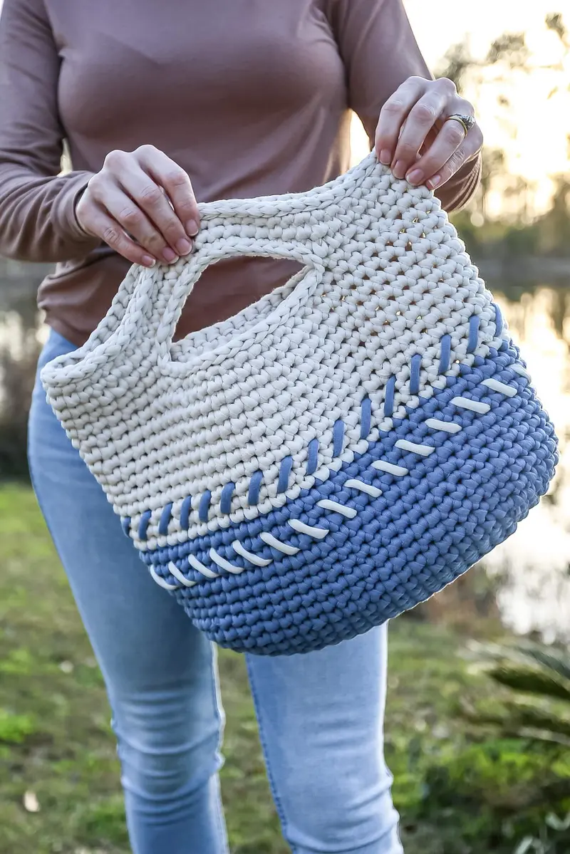 Crochet Kit - Easy Bulky Bag 1