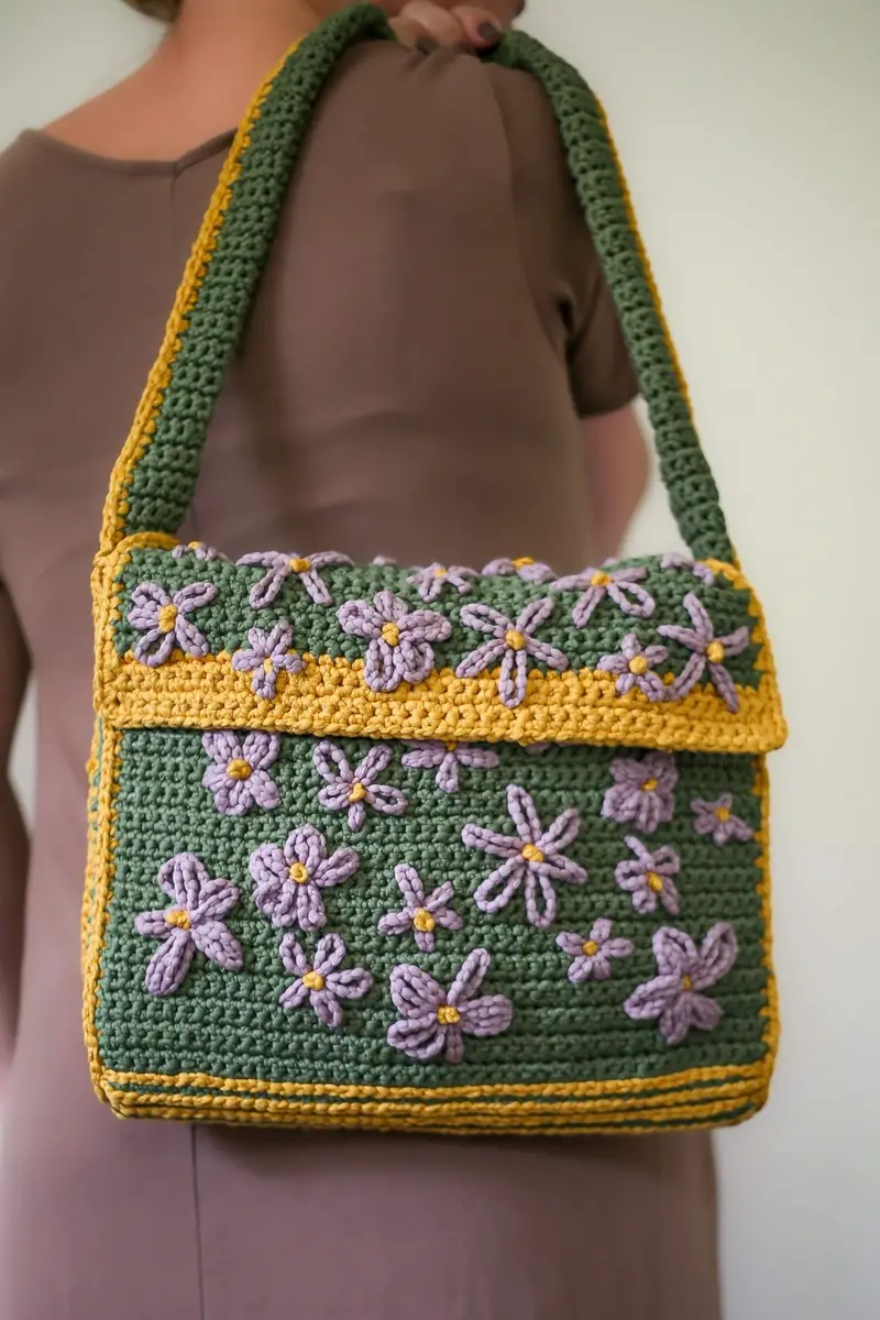 Crochet Kit - Embroidered Flower Bag 2