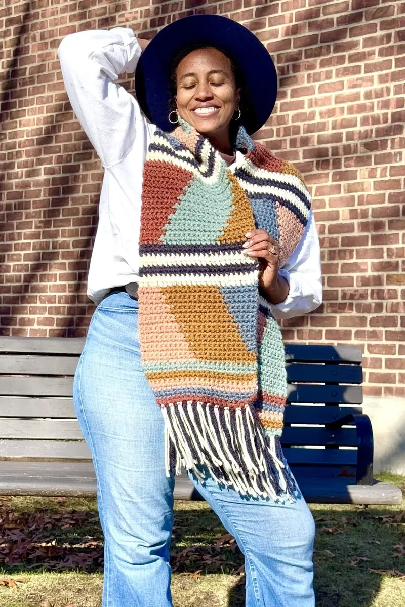 Crochet Kit - Emily's Crochet Paris Scarf 1