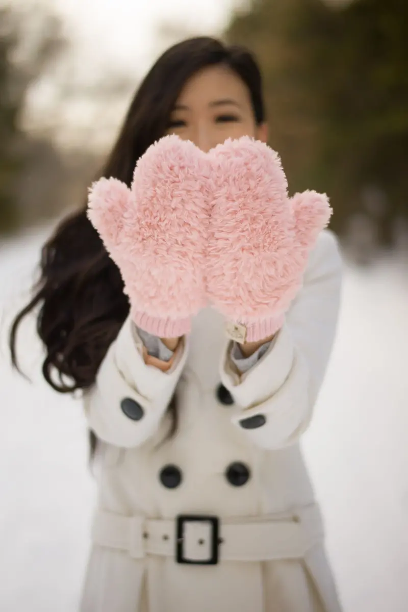Crochet Kit - Faux Fur Mittens And Headband 2