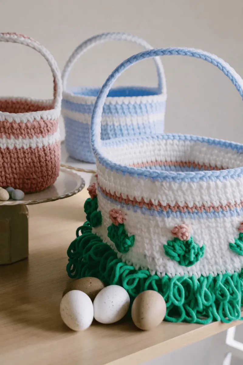 Crochet Kit - Flowers Easter Baskets 1