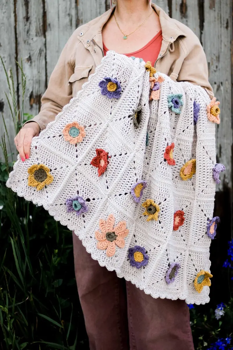 Crochet Kit - Gathered Garden Blanket 2