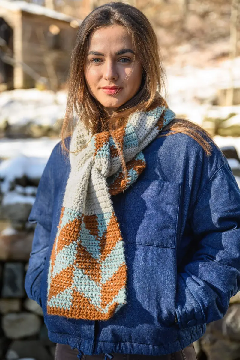 Crochet Kit - Geometric Tapestry Scarf 1