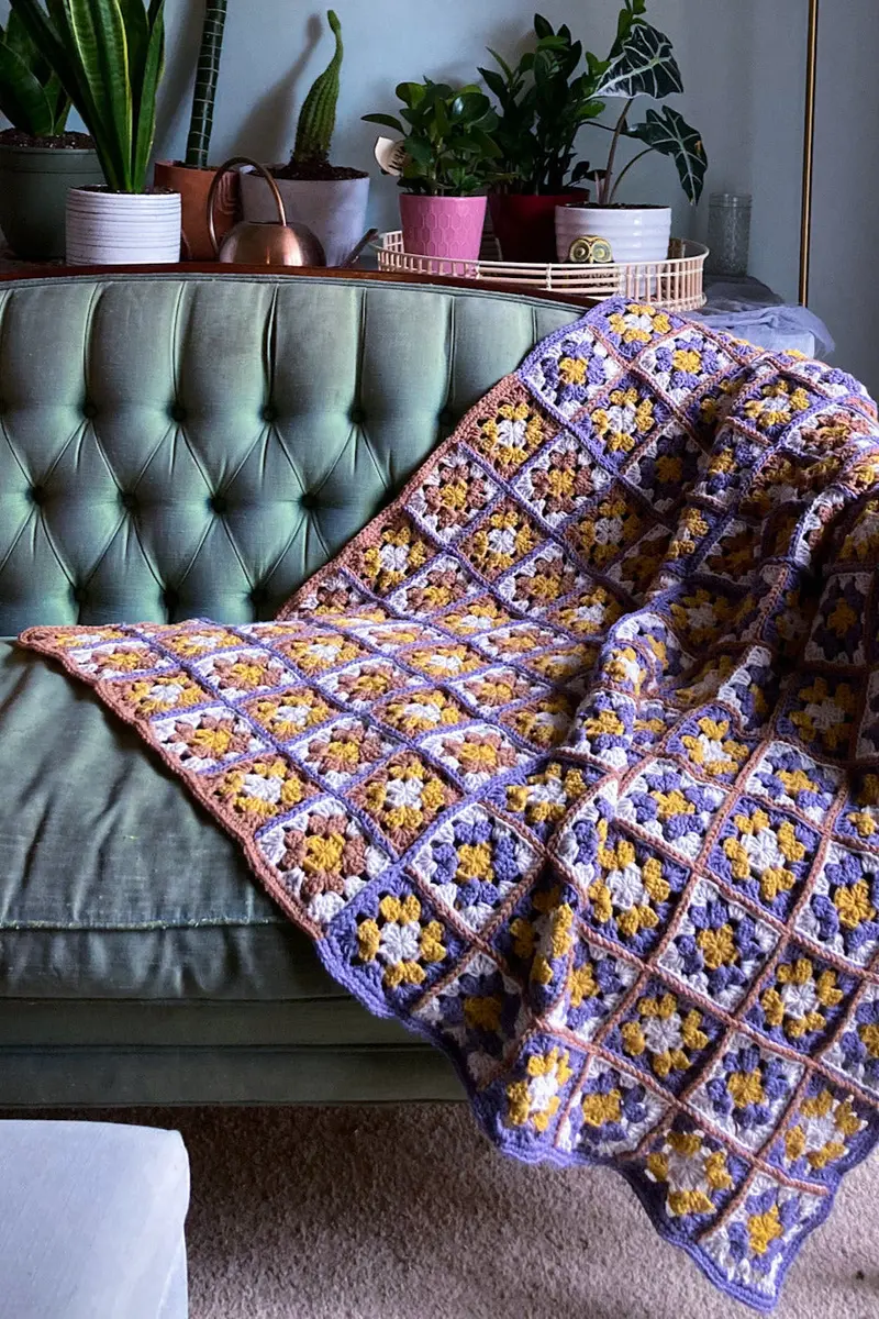 Crochet Kit - Granny Check Heirloom Blanket 1