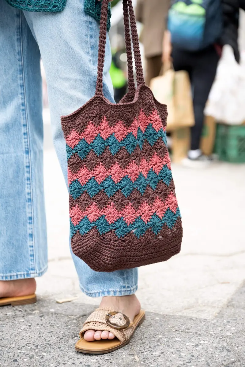 Crochet Kit - Harlequin Bag 1