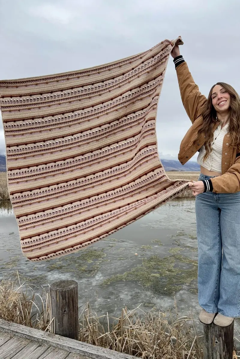 Crochet Kit - Hazel Ridge Throw 1