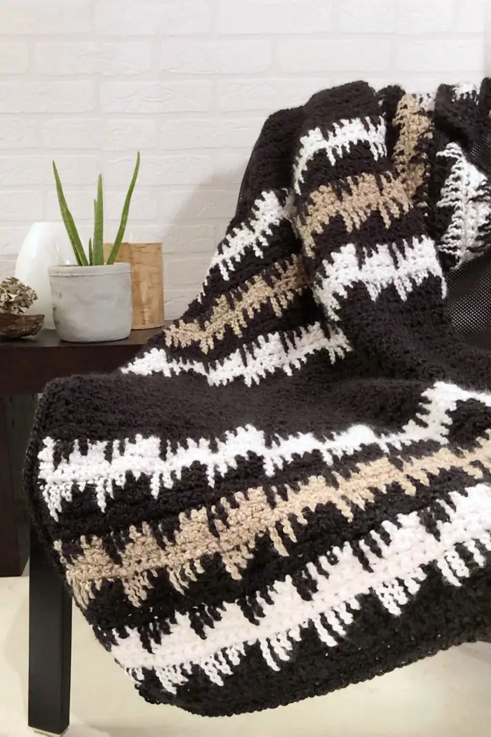 Crochet Kit - Heartbeat Throw 1
