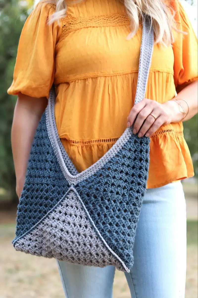 Crochet Kit - Journey Tote 1