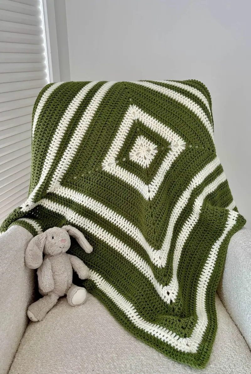 Crochet Kit - Little Pines Baby Blanket 1