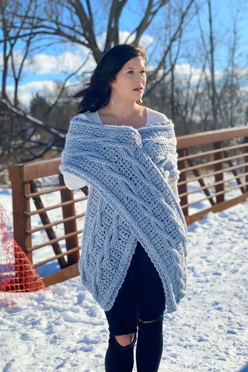 Crochet Kit - Live Loop Cable Wrap 1
