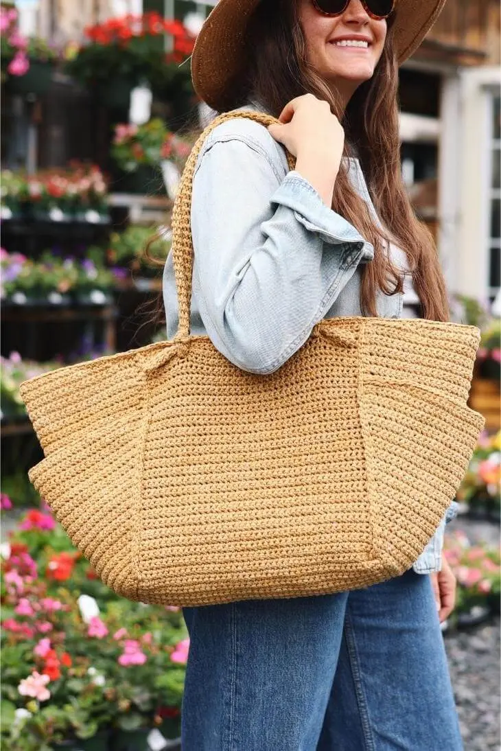 Crochet Kit - Marisol Basket Tote 1