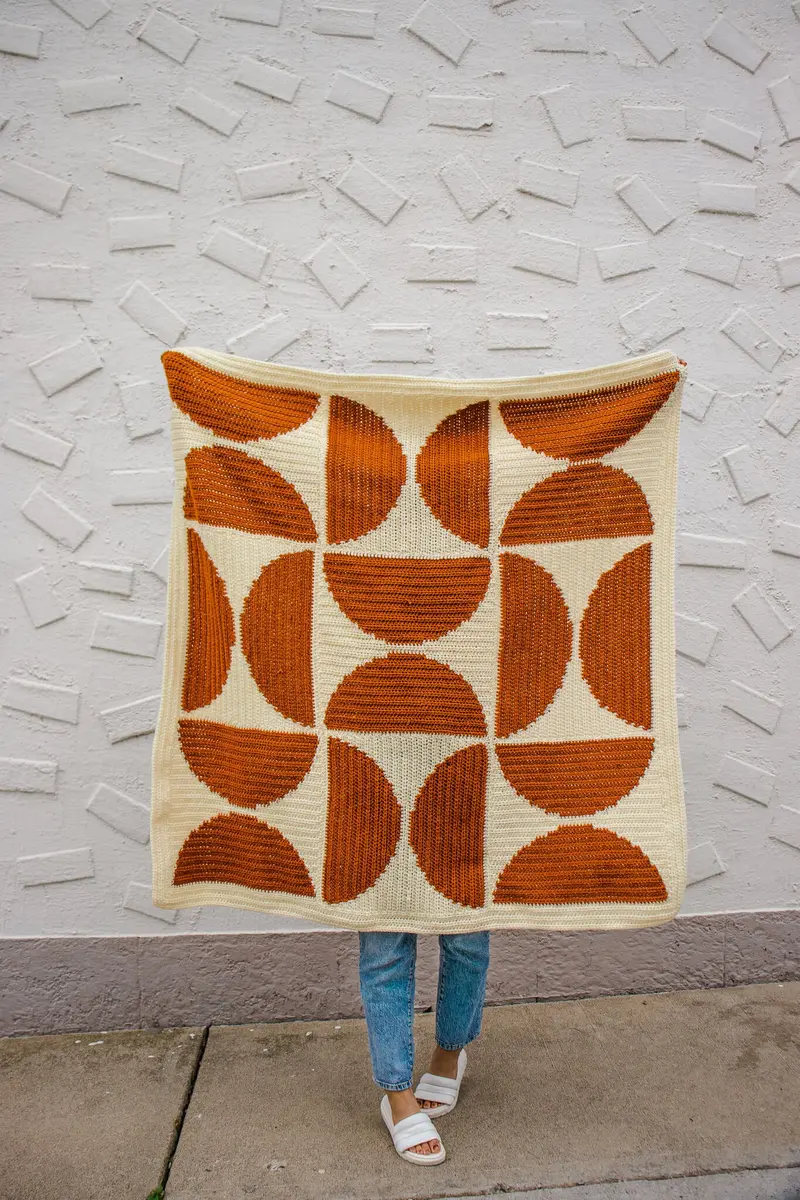 Crochet Kit - Mcm Throw Blanket 1