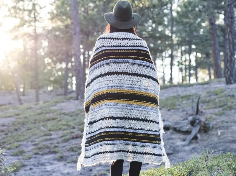 Crochet Kit - Mexican Serape Blanket 2
