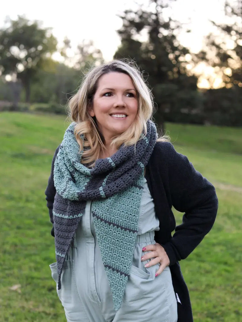 Crochet Kit - Mint Chip Shawl 2