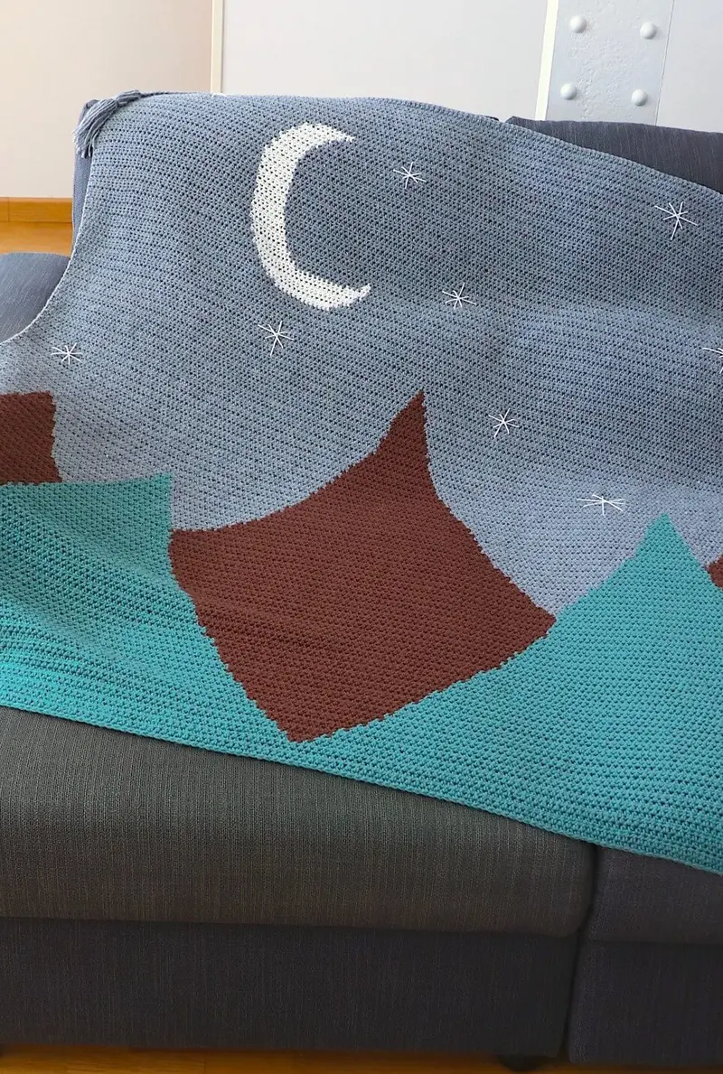 Crochet Kit - Moon Rise Mountains Blanket 1