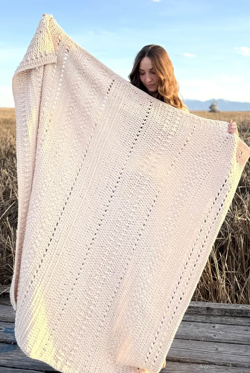 Crochet Kit - Moonblush Throw 1