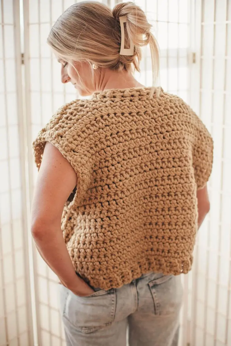 Crochet Kit - Oversized Canvas Vest 2