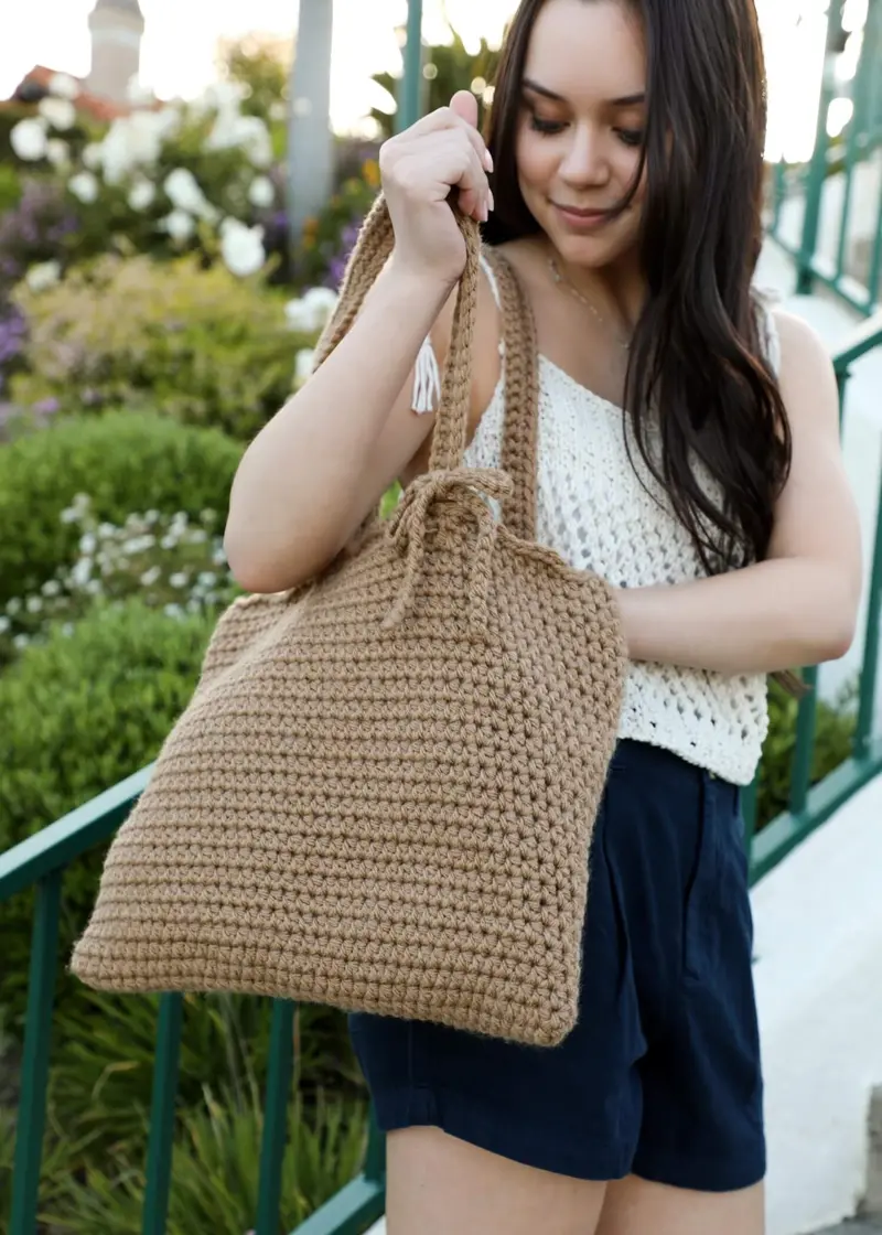Crochet Kit - Petal Top Tote 2