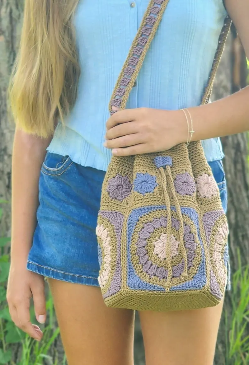 Crochet Kit - Petals Bucket Bag 2