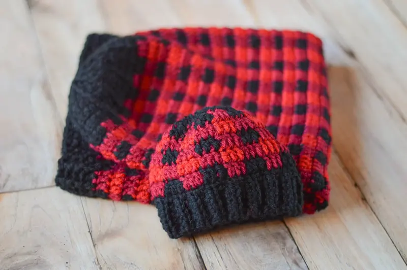 Crochet Kit - Plaid Cocoon Set 1