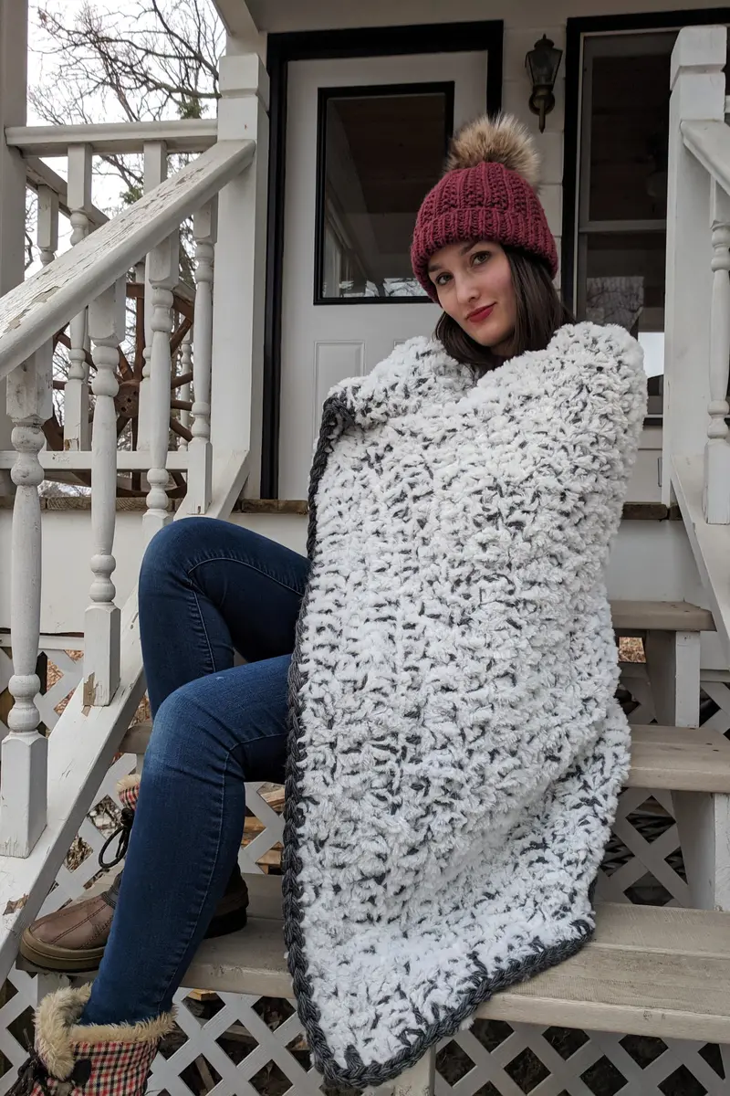 Crochet Kit  -  Polar Faux Throw 1