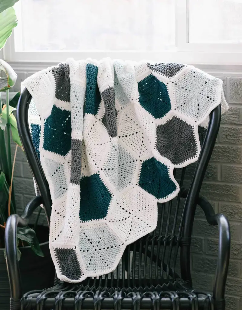 Crochet Kit - Quinn Hexie Blanket 2