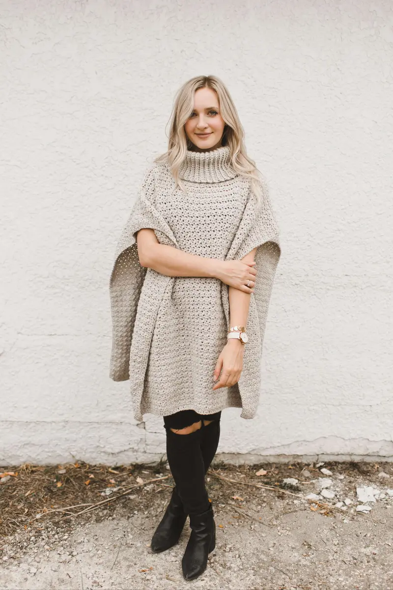 Crochet Kit - Rosebud Poncho 1