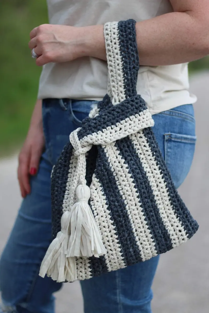 Crochet Kit - Sandstone Knot Bag 1