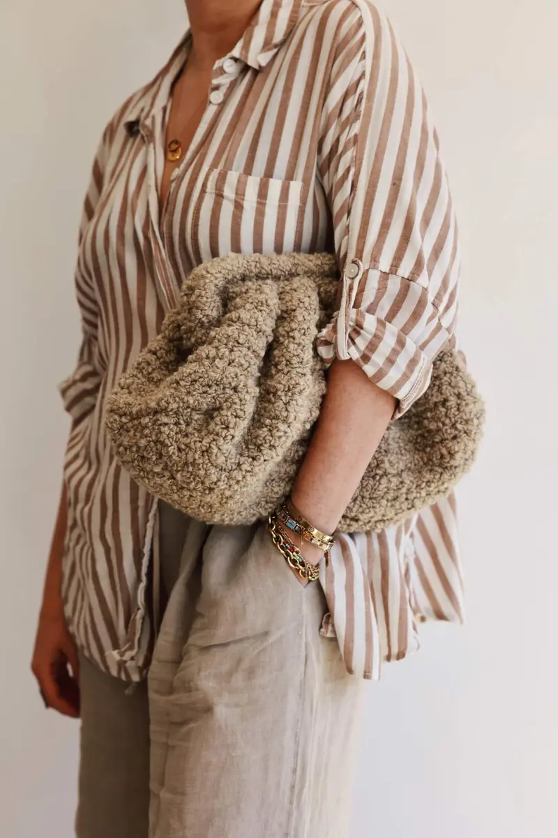 Crochet Kit - Sherpa Dumpling Clutch 1