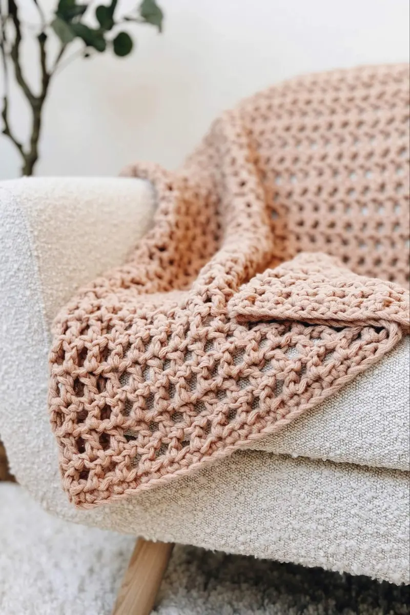 Crochet Kit - Skip A Stitch Throw 1
