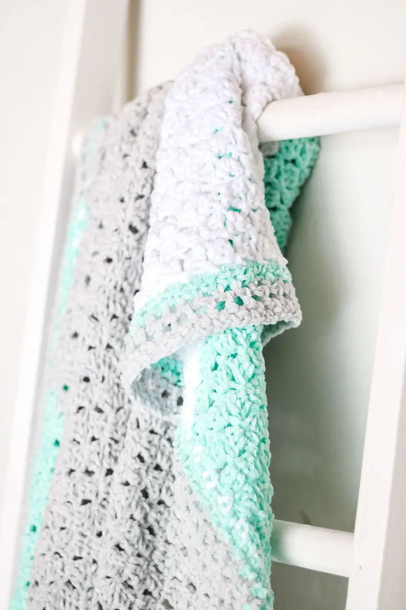 Crochet Kit - Slanted Stripes Throw 2