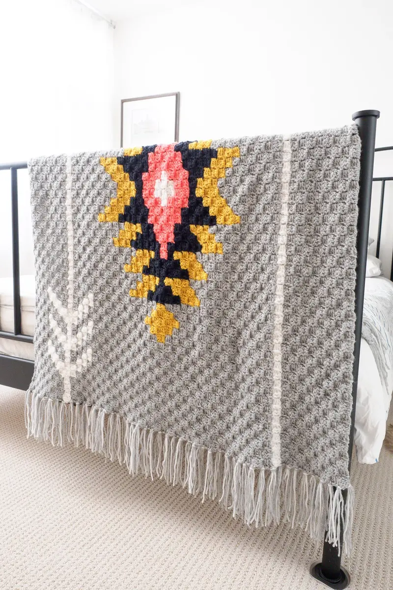 Crochet Kit - Southwest-Inspired Sunburst Afghan 1