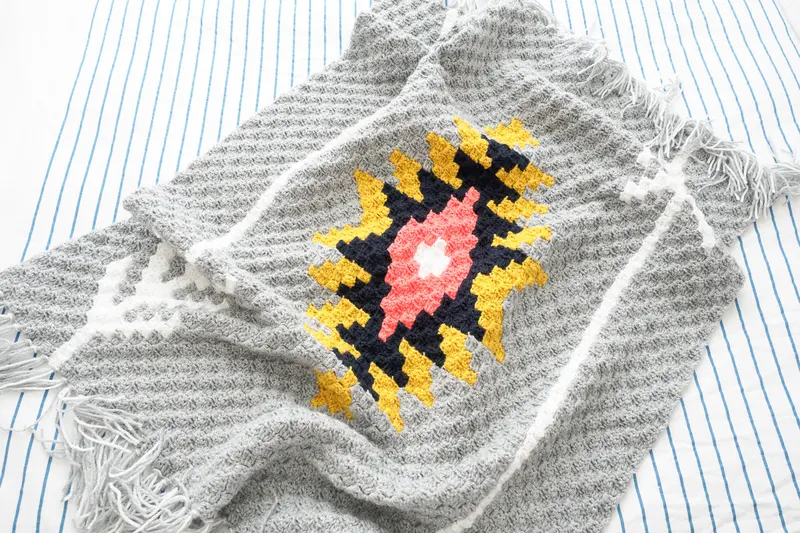 Crochet Kit - Southwest-Inspired Sunburst Afghan 2
