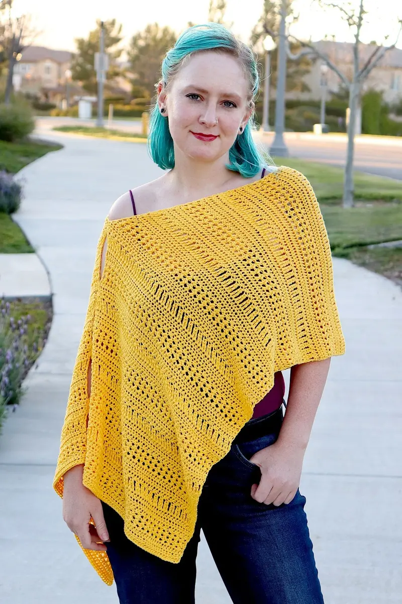 Crochet Kit - Stephanie Poncho 1