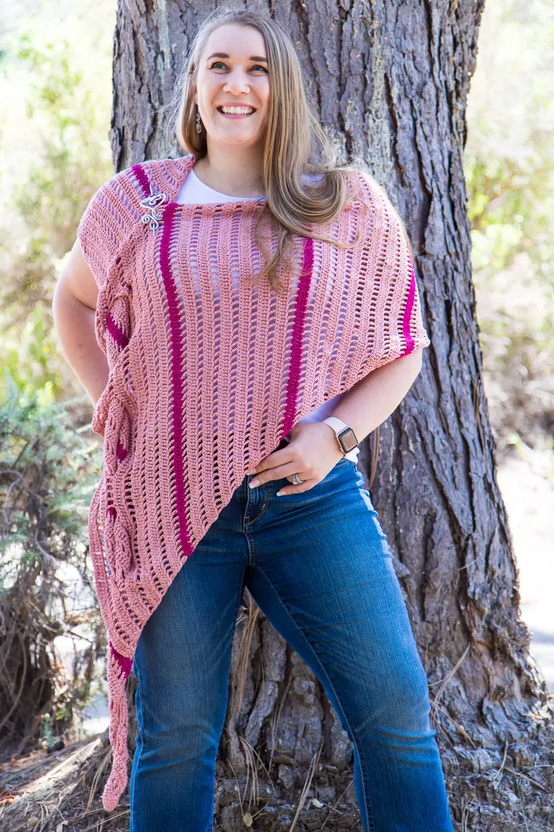 Crochet Kit - Striped Keyhole Boomerang Shawl 1