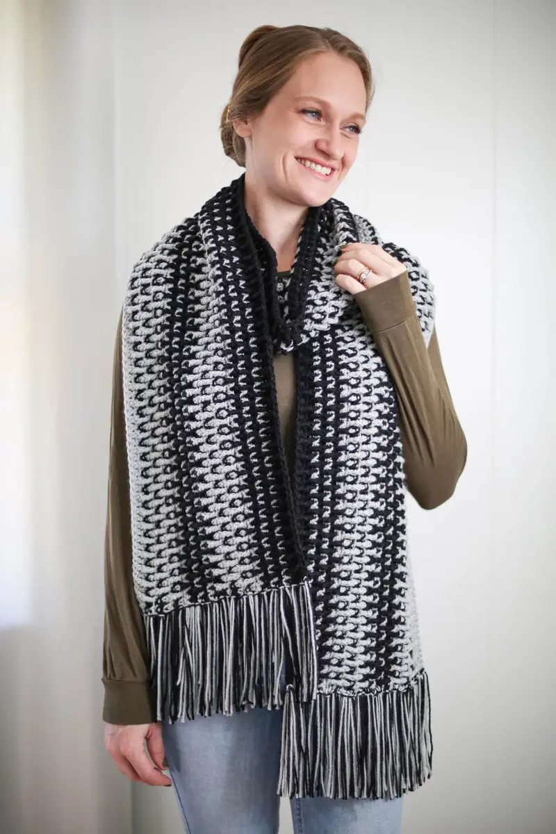 Crochet Kit - Super Shades Scarf 1