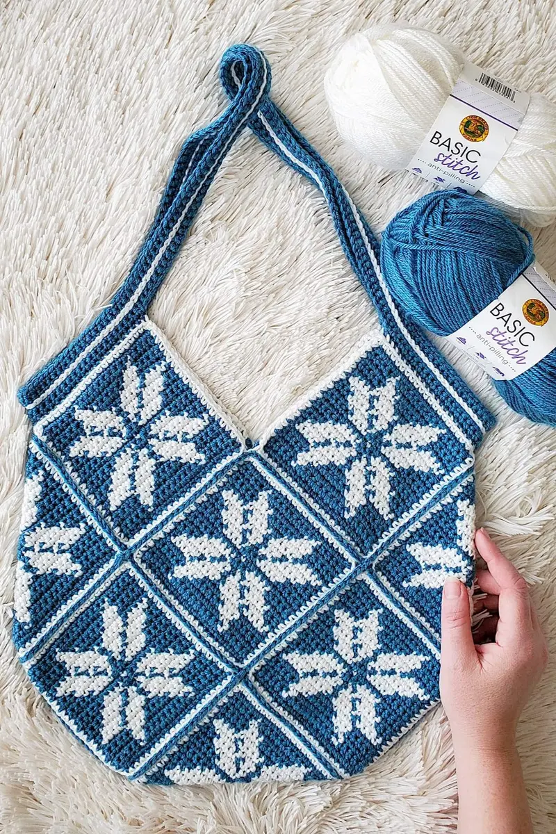 Crochet Kit - Susie Snowflake Bag 1