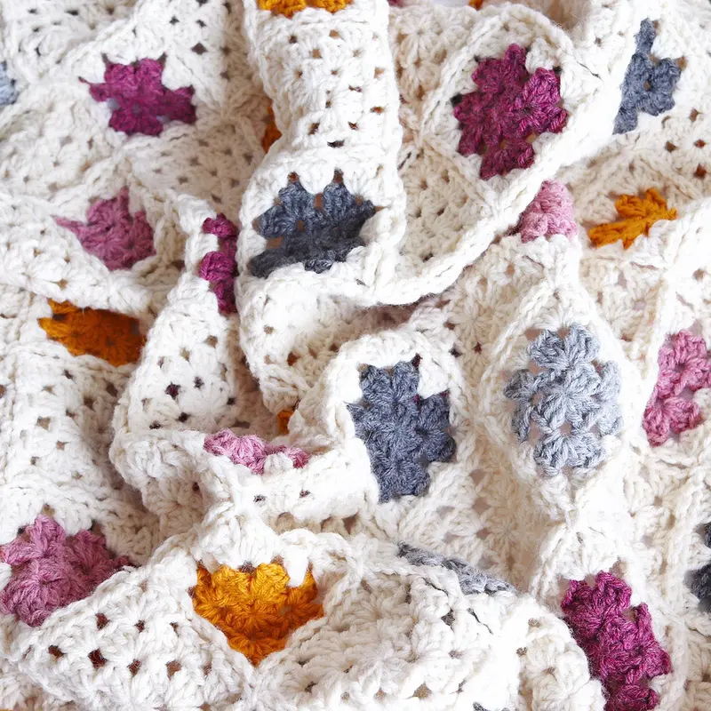 Crochet Kit - Sweet Granny Baby Blanket 2