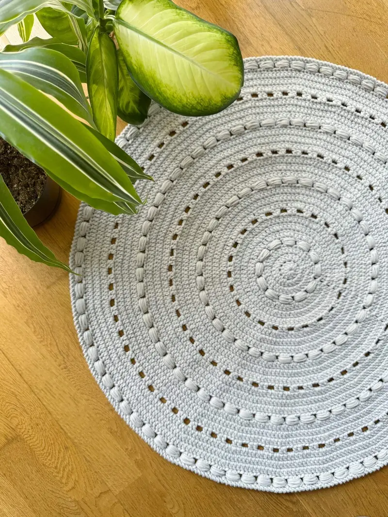Crochet Kit - The Aveline Rug 1