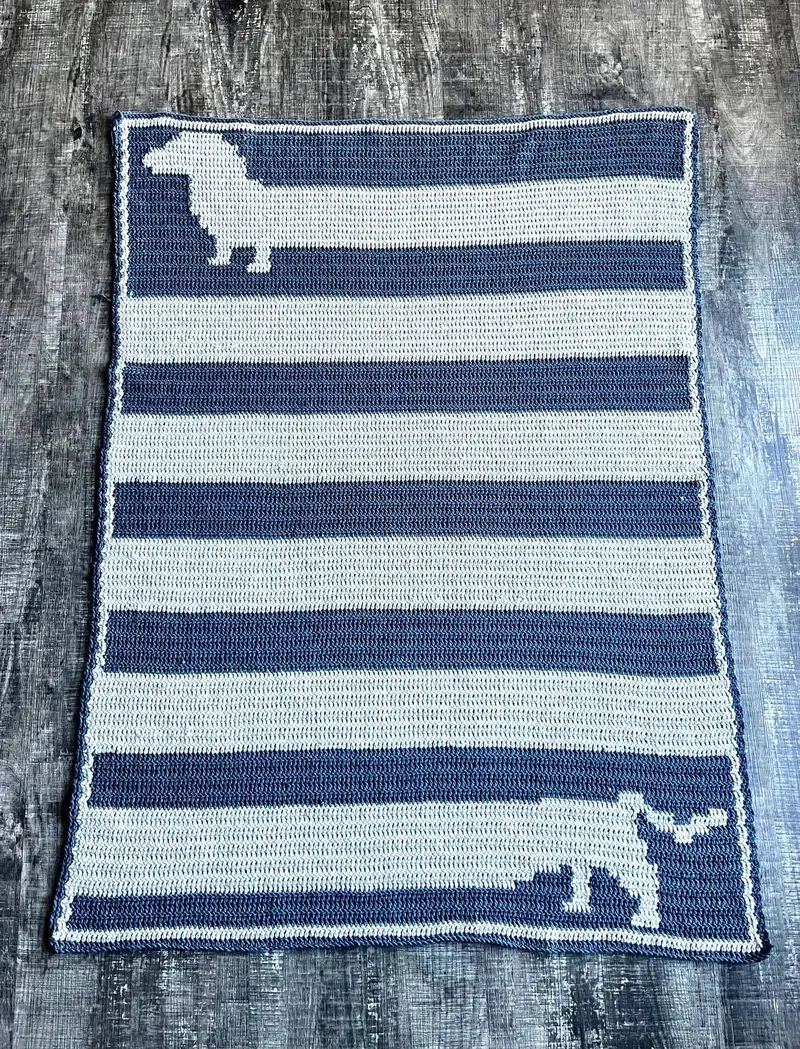 Crochet Kit - The Dachshund Blanket 1