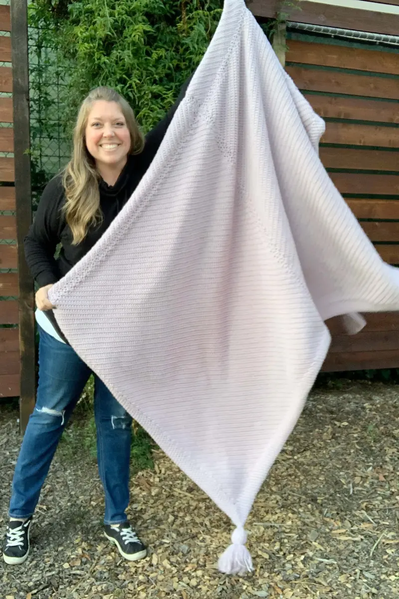 Crochet Kit - The Hattie Blanket 1