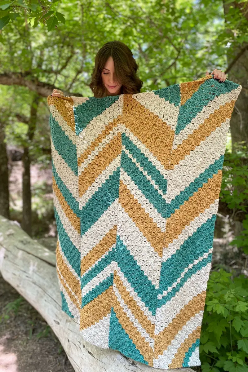 Crochet Kit - The Unwind Throw 1