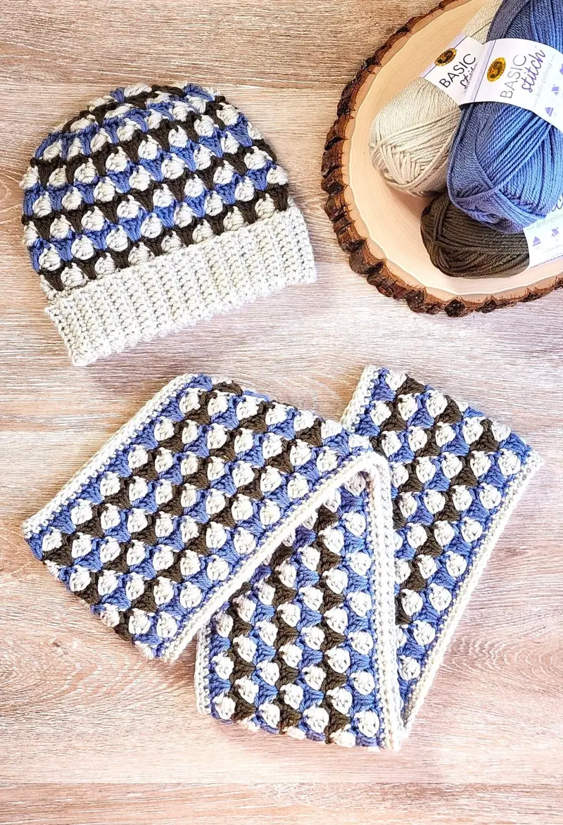 Crochet Kit - Timber Hill Beanie & Infinity Scarf 1