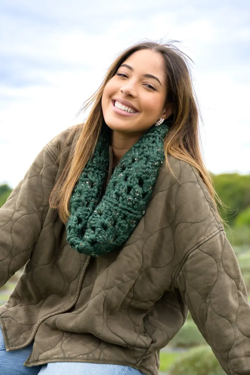 Crochet Kit - Tweed Granny Cowl 1