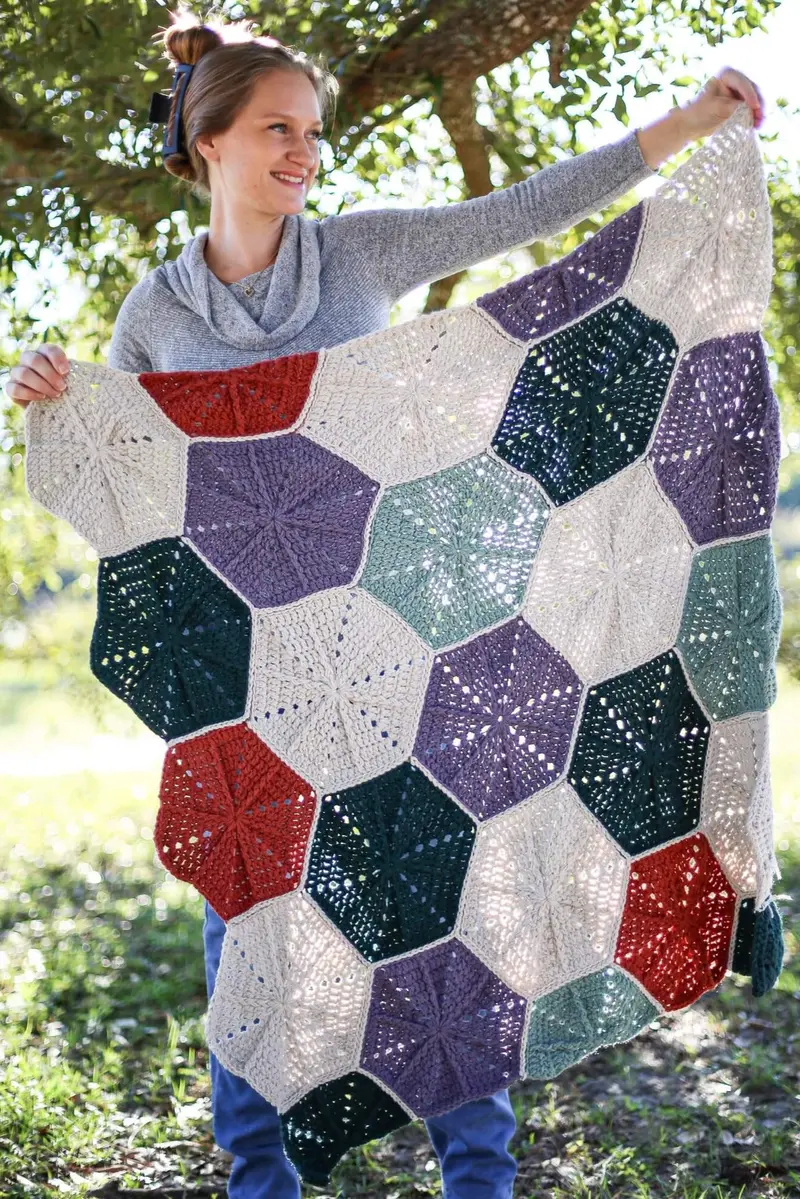 Crochet Kit - Under The Sea Blanket 1