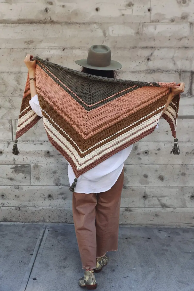 Crochet Kit - Vista Wrap 1