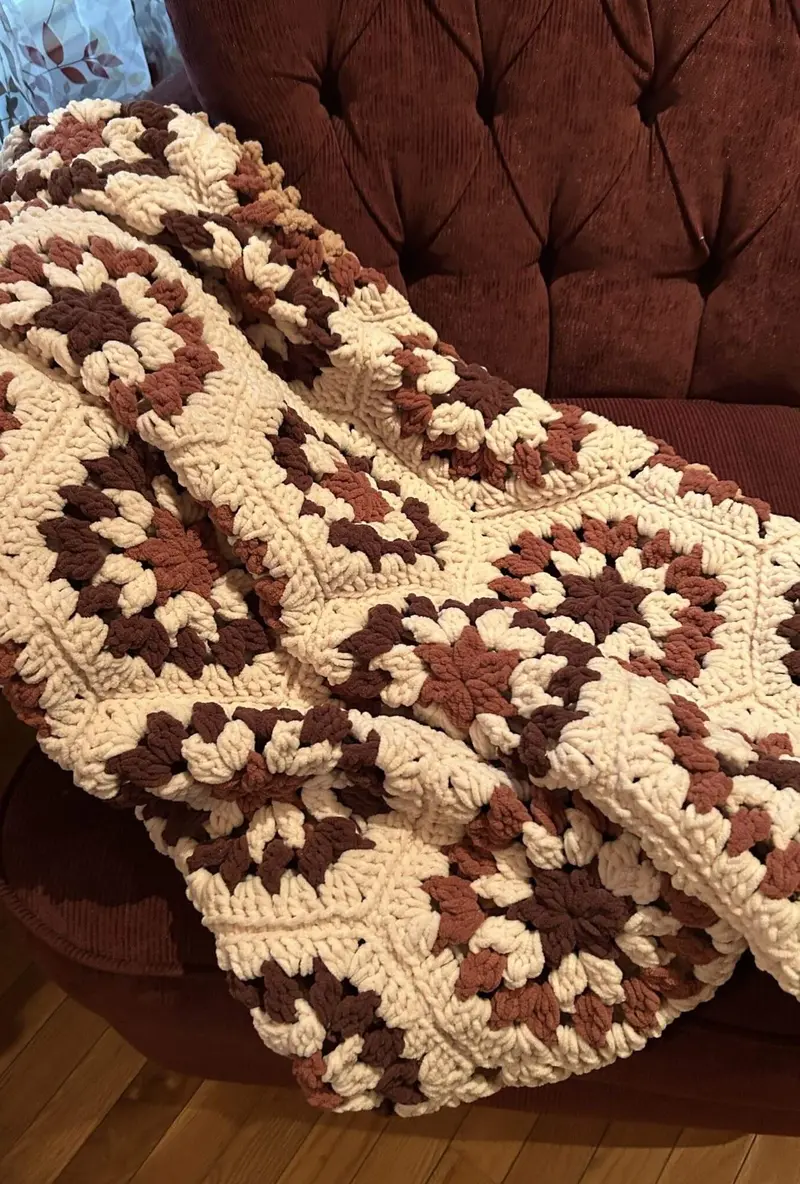 Crochet Kit - Wagon Wheel Blanket 2