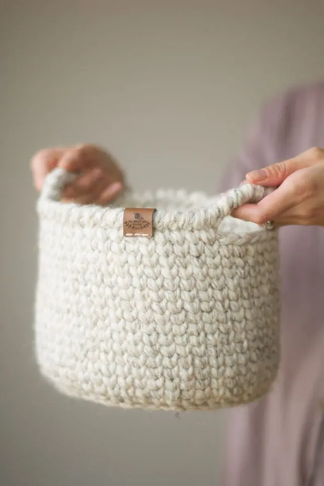 Crochet Kit - Waistcoat Basket 1