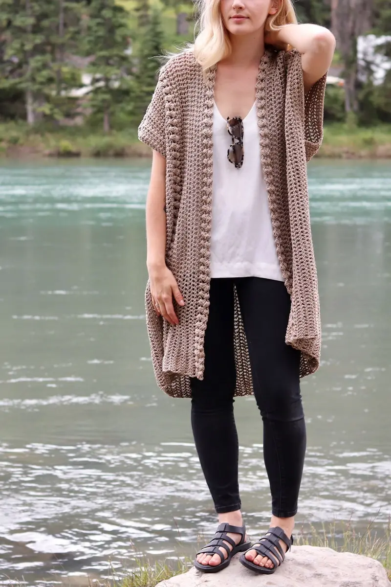 Crochet Kit - Wanderer Ruana 1