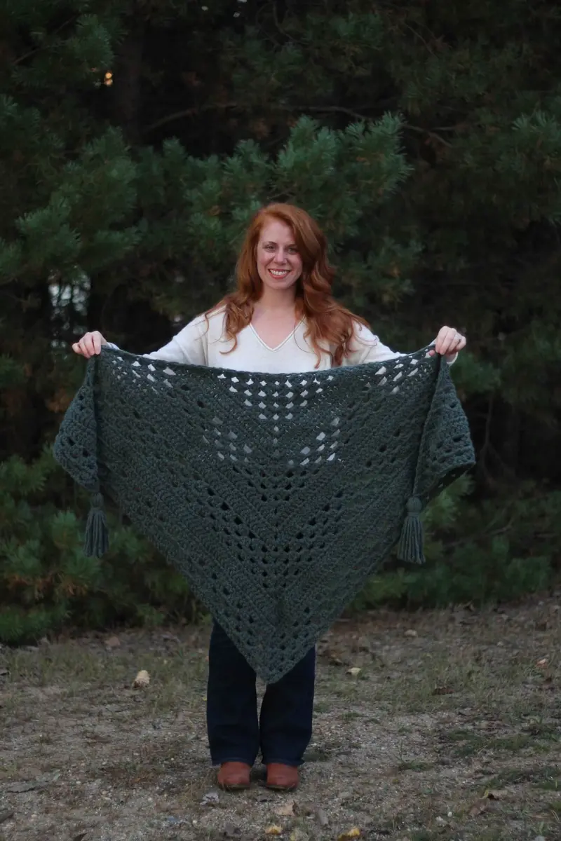 Crochet Kit - Winterfell Wrap 1
